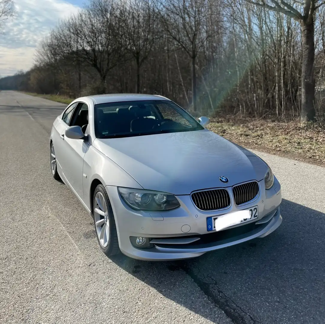 BMW 335 335i Coupe Aut. Silber - 1