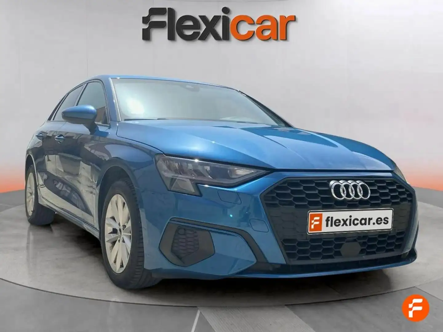 Audi A3 Sportback 30 TFSI 81kW (110CV) S tronic Blauw - 2
