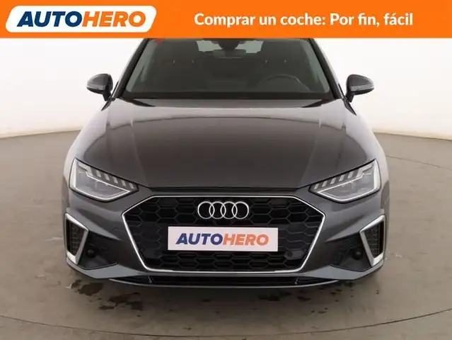 Audi A4 view 9