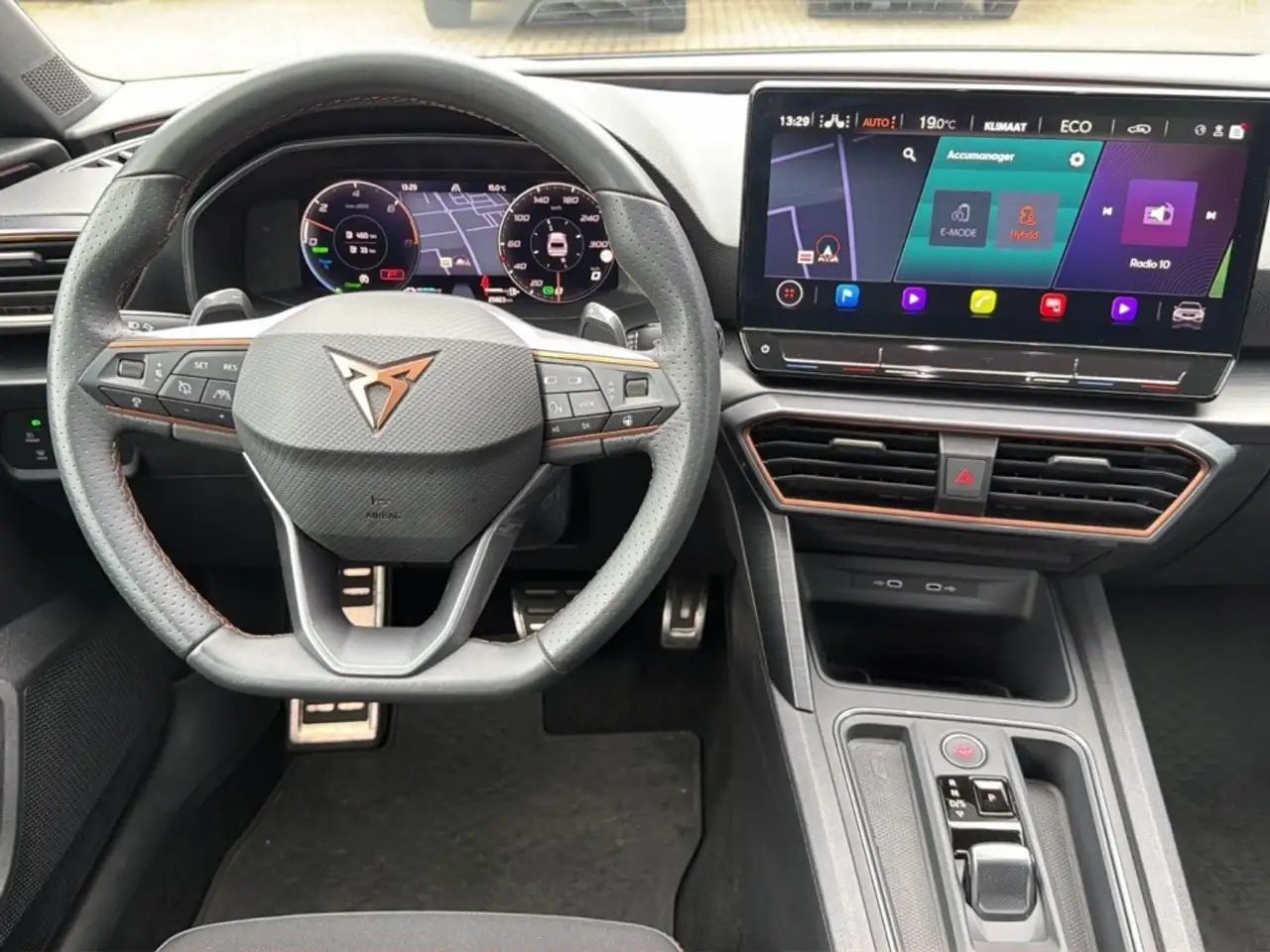 Cupra Leon 1.4 TSI e-HYBRID E-KLEP/ACC/DCC/CAMERA/MATRIX/NAVI, миниатюра 12