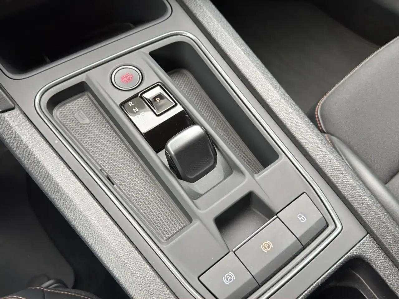 Cupra Leon 1.4 TSI e-HYBRID E-KLEP/ACC/DCC/CAMERA/MATRIX/NAVI, миниатюра 17