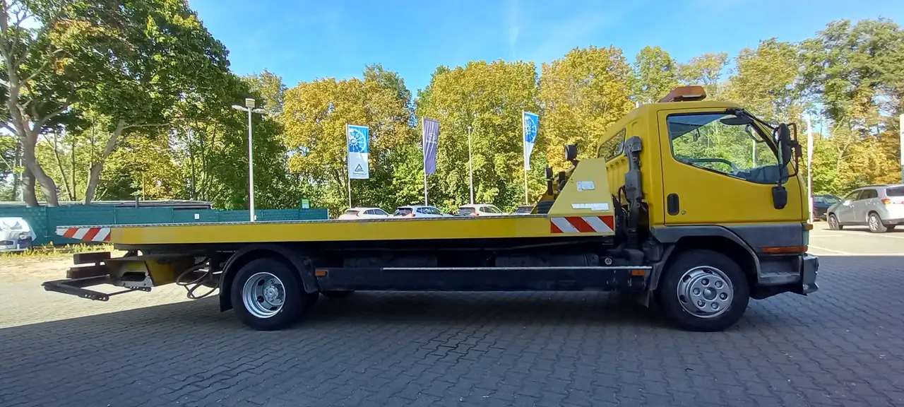 Mitsubishi Canter 7,5 t Abschleppwagen, foto 2