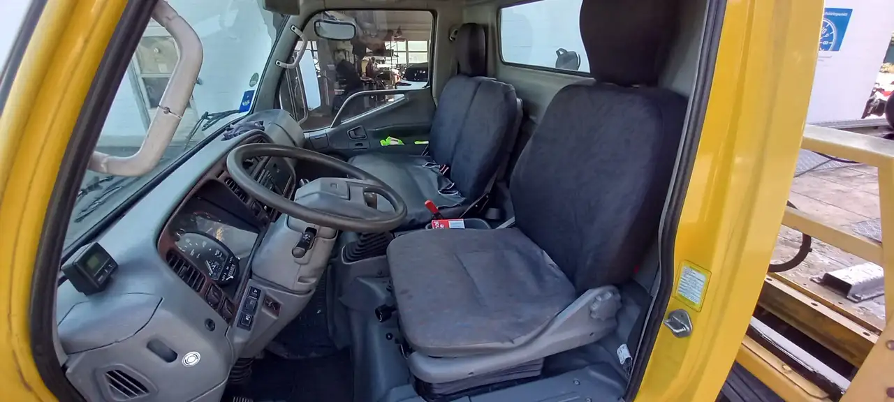 Mitsubishi Canter 7,5 t Abschleppwagen, foto 9