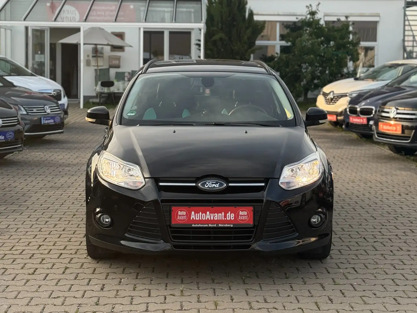 Ford Focus Turnier 1.0 Sync Edition*PDC*CAR-PLAY*SHZ* Schwarz - 2