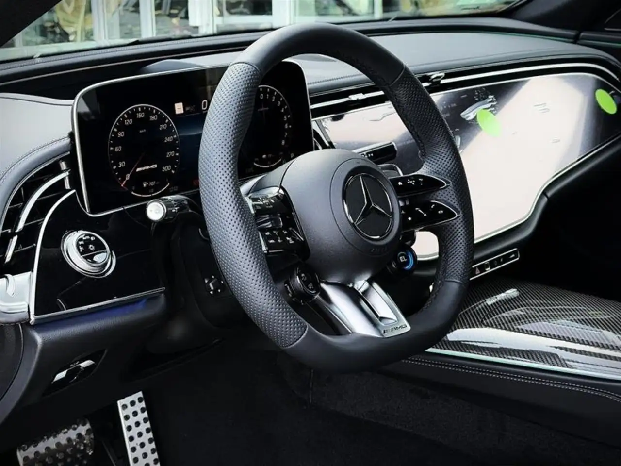 Mercedes-Benz E-Class fotografie Mercedes-Benz E-Class