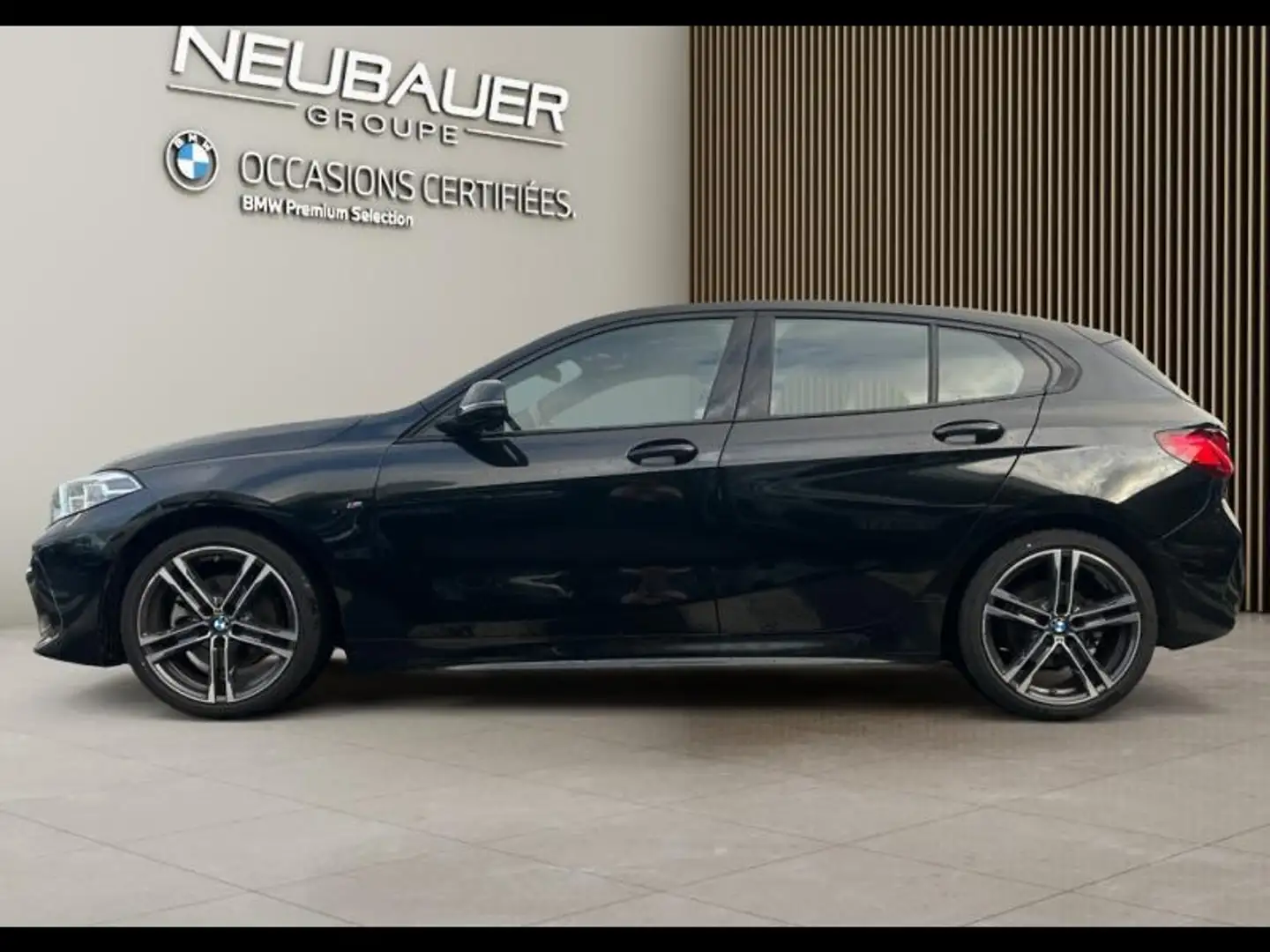 BMW 118 118iA 136ch M Sport DKG7 Zwart - 2