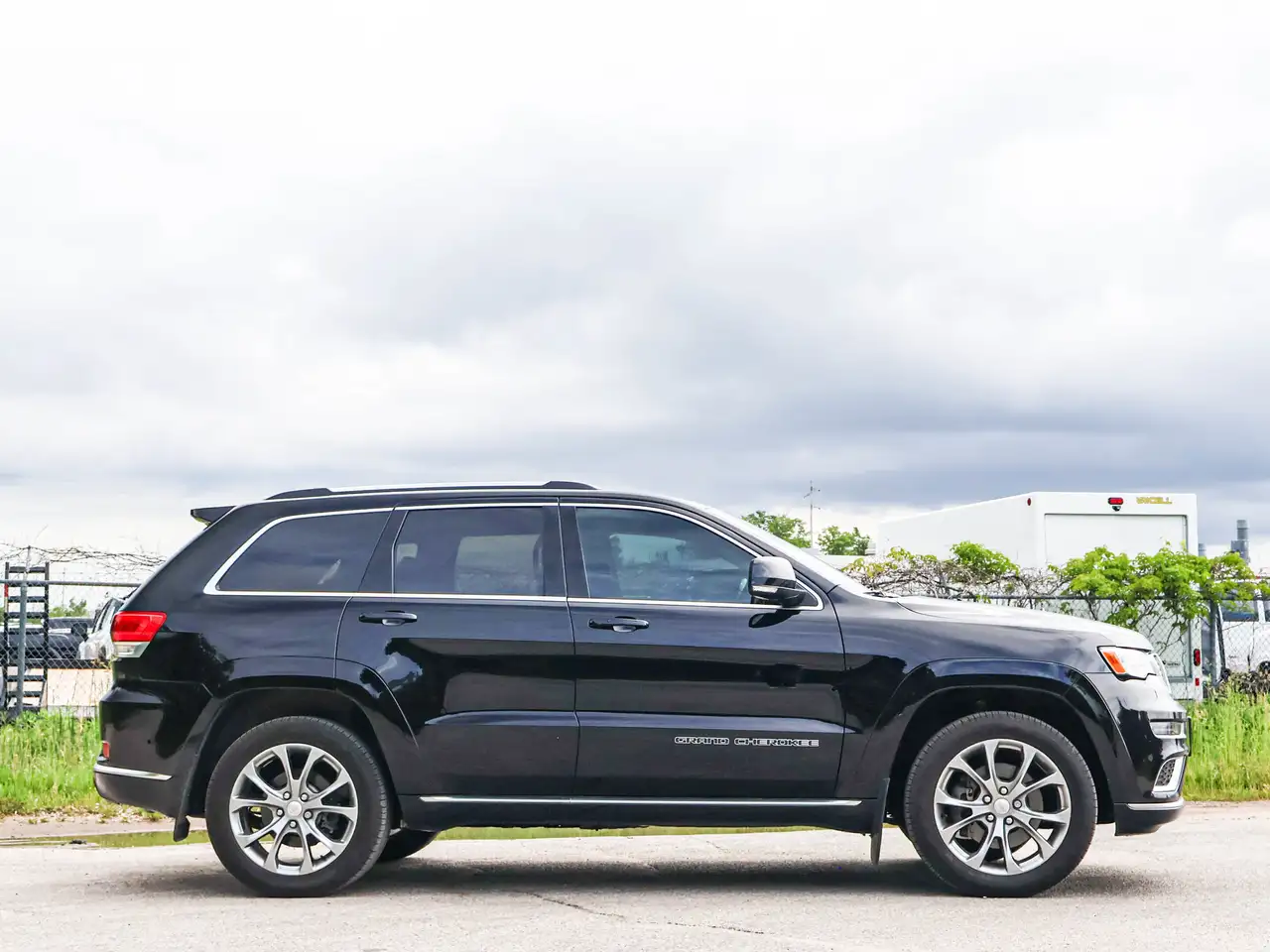 Jeep Grand Cherokee снимка Jeep Grand Cherokee