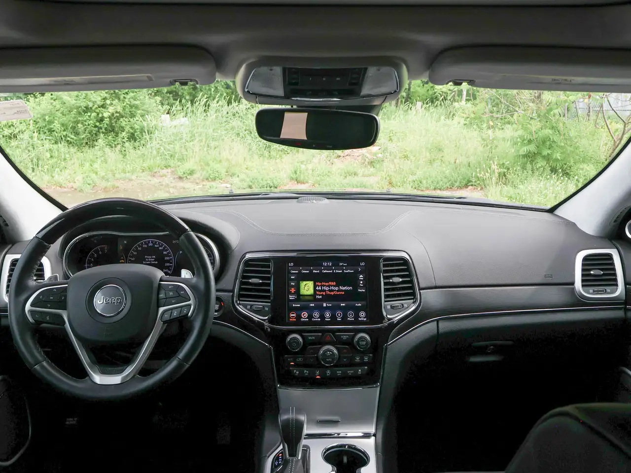 Jeep Grand Cherokee снимка Jeep Grand Cherokee