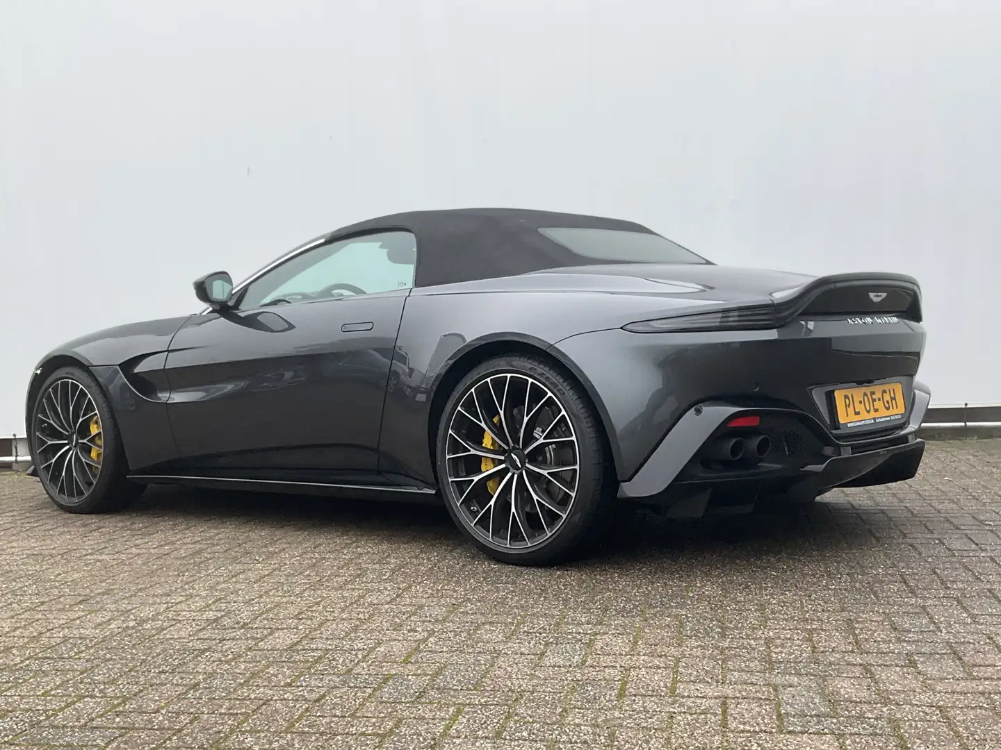 Aston Martin Vantage Roadster 4.0 V8 360° Leer Sportzetels 21 Inch Xeno Gris - 2