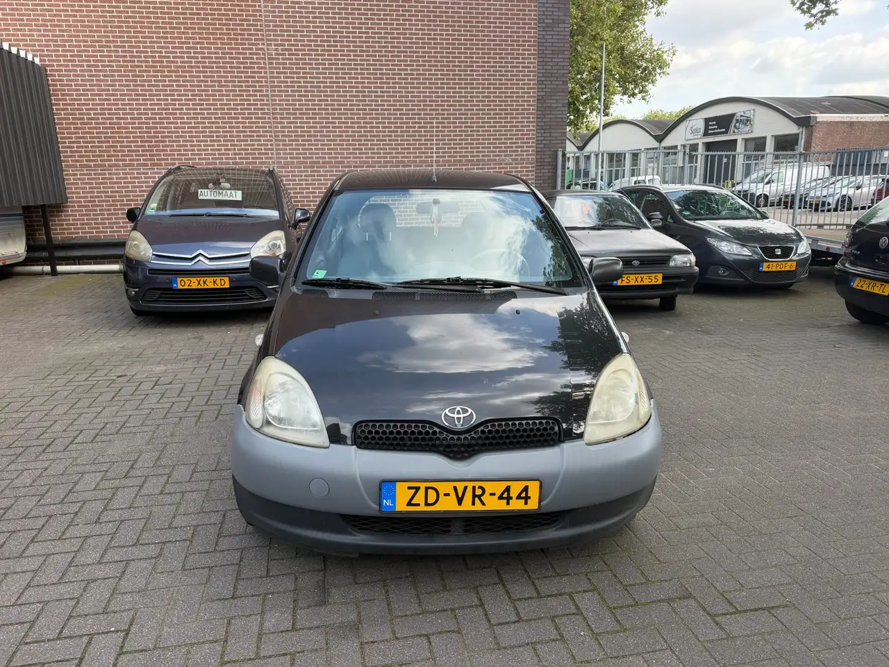 Toyota Yaris 1.0-16V VVT-i Terra, foto 2