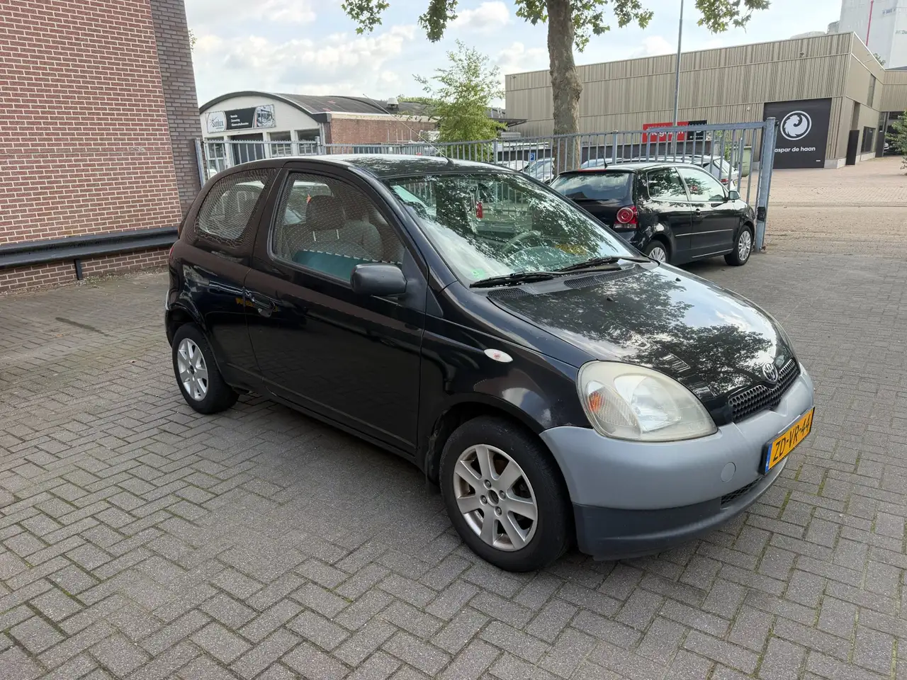 Toyota Yaris 1.0-16V VVT-i Terra, foto 3