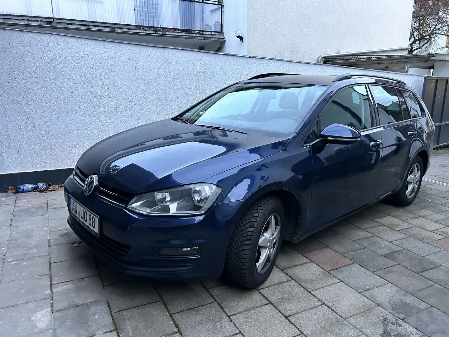 Volkswagen Golf Variant VII Comfortline BMT DSG Automatik Blau - 2