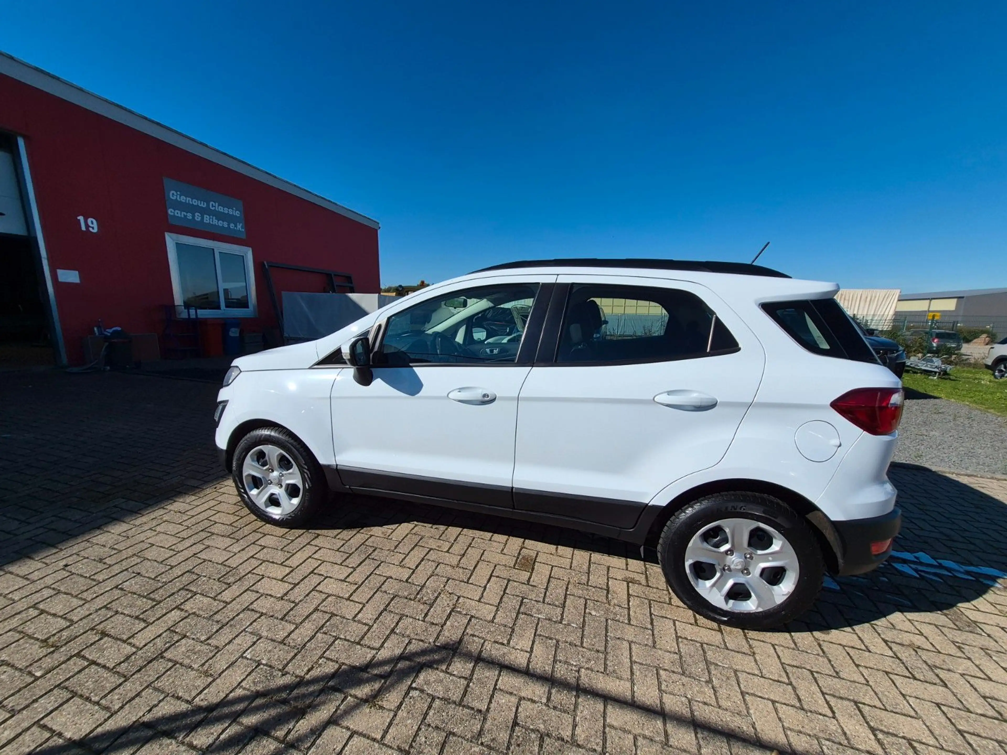 Ford EcoSport Cool & Connect — photo 7