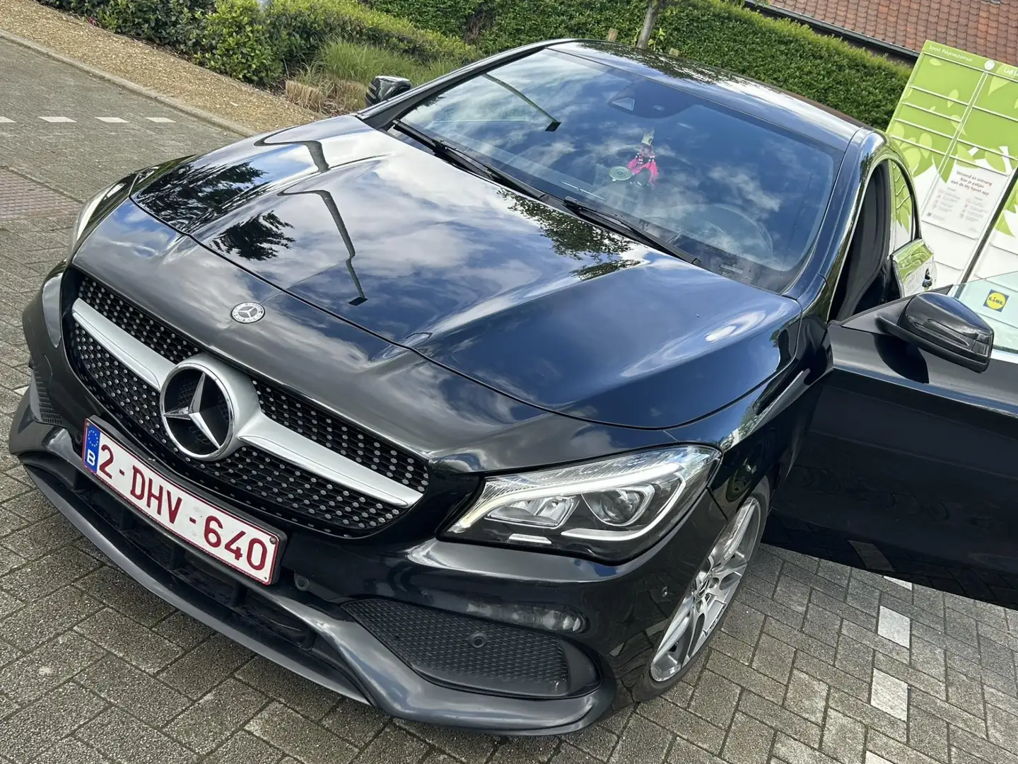 Mercedes-Benz CLA 200 d AMG Line - 1