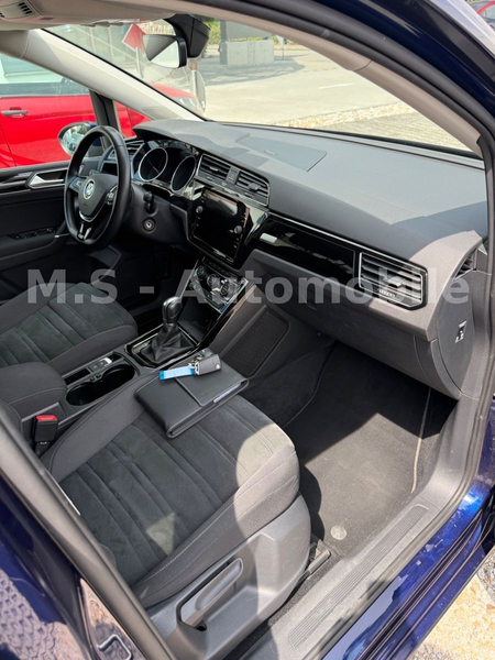 Volkswagen Touran 2.0TDI Highline DSG*2.Hand*LED*PDC*SHZ*CD — photo 13