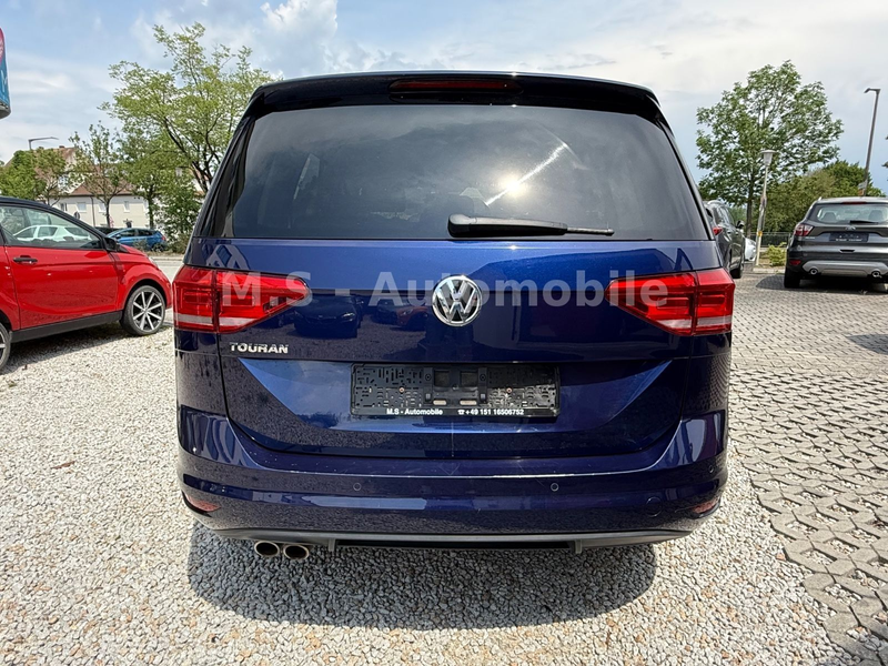 Volkswagen Touran 2.0TDI Highline DSG*2.Hand*LED*PDC*SHZ*CD — photo 4