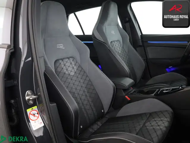 Volkswagen Golf view 11