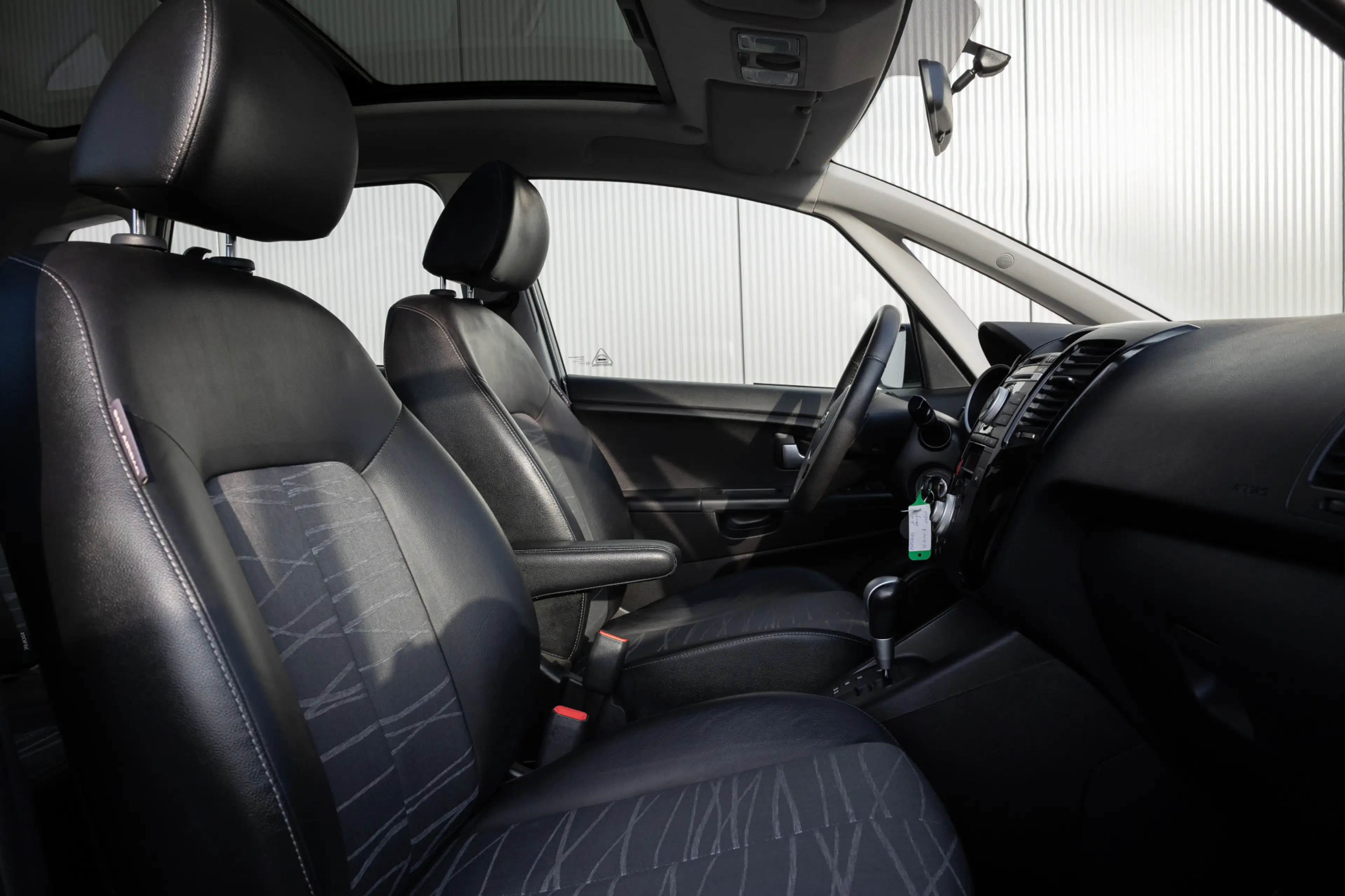 Kia Venga 1.6 | TREKHAAK | PANORAMADAK | NL AUTO | NAP — photo 15