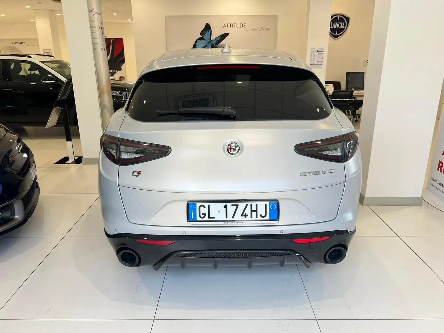 Alfa Romeo Stelvio Stelvio 2023 2.2 t Competizione Q4 210cv auto Grigio - 2