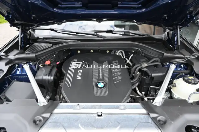 BMW X3 view 9
