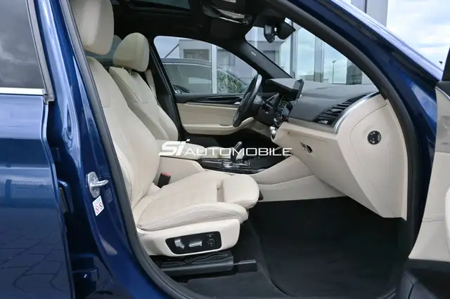 BMW X3 view 12