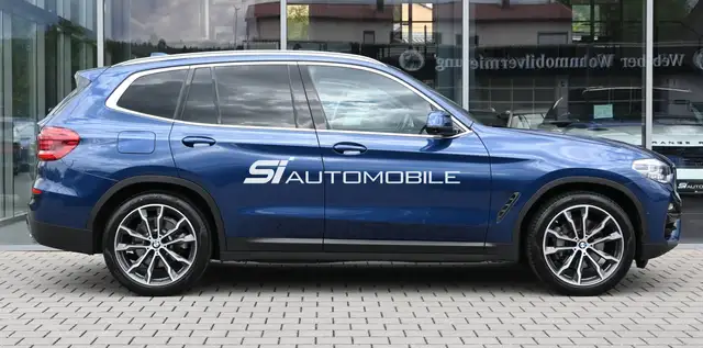 BMW X3 view 6