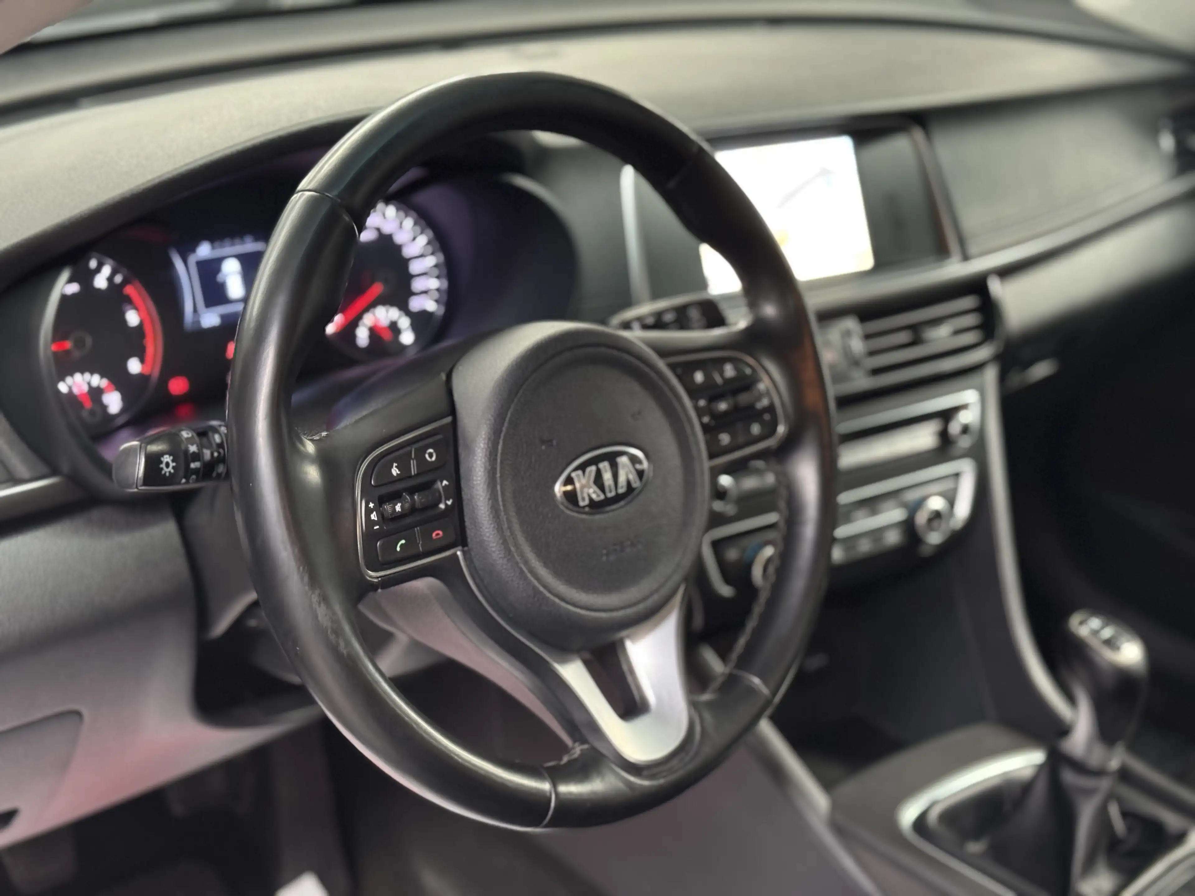 Kia Optima 1.7 D * 1ER P * GPS * CAMERA * CRUISE * GARANTIE — photo 7
