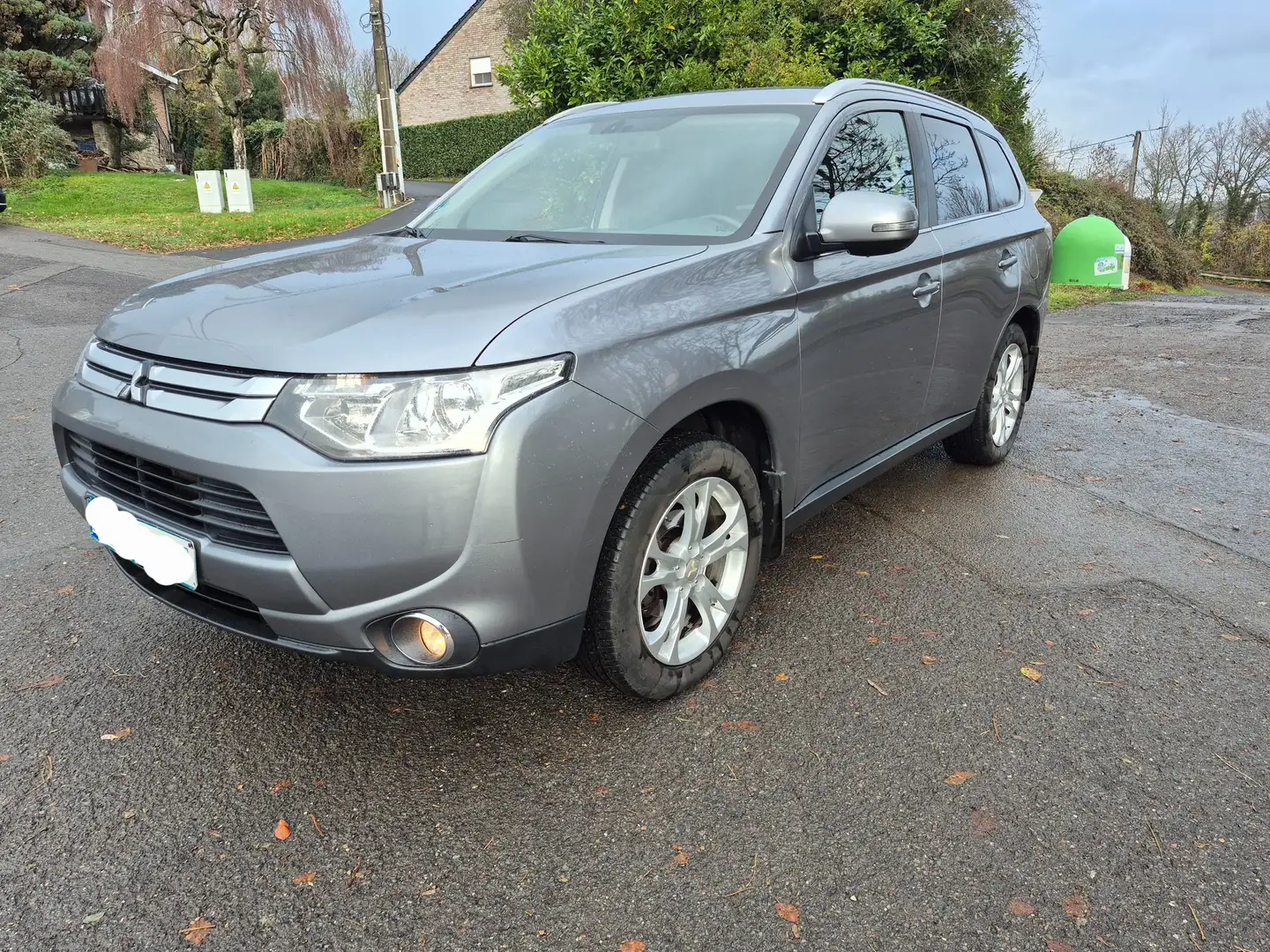 Mitsubishi Outlander Outlander 2.2 DI-D  Instyle Gris - 2