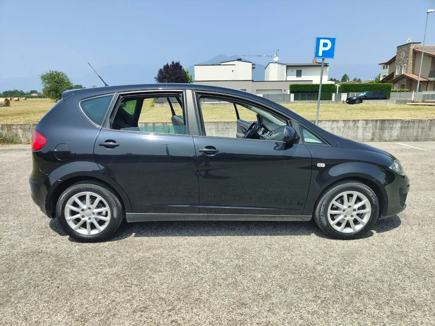SEAT Altea 1,6 Tdi ( DISTRIBUZIONE FATTA ) Nero - 2