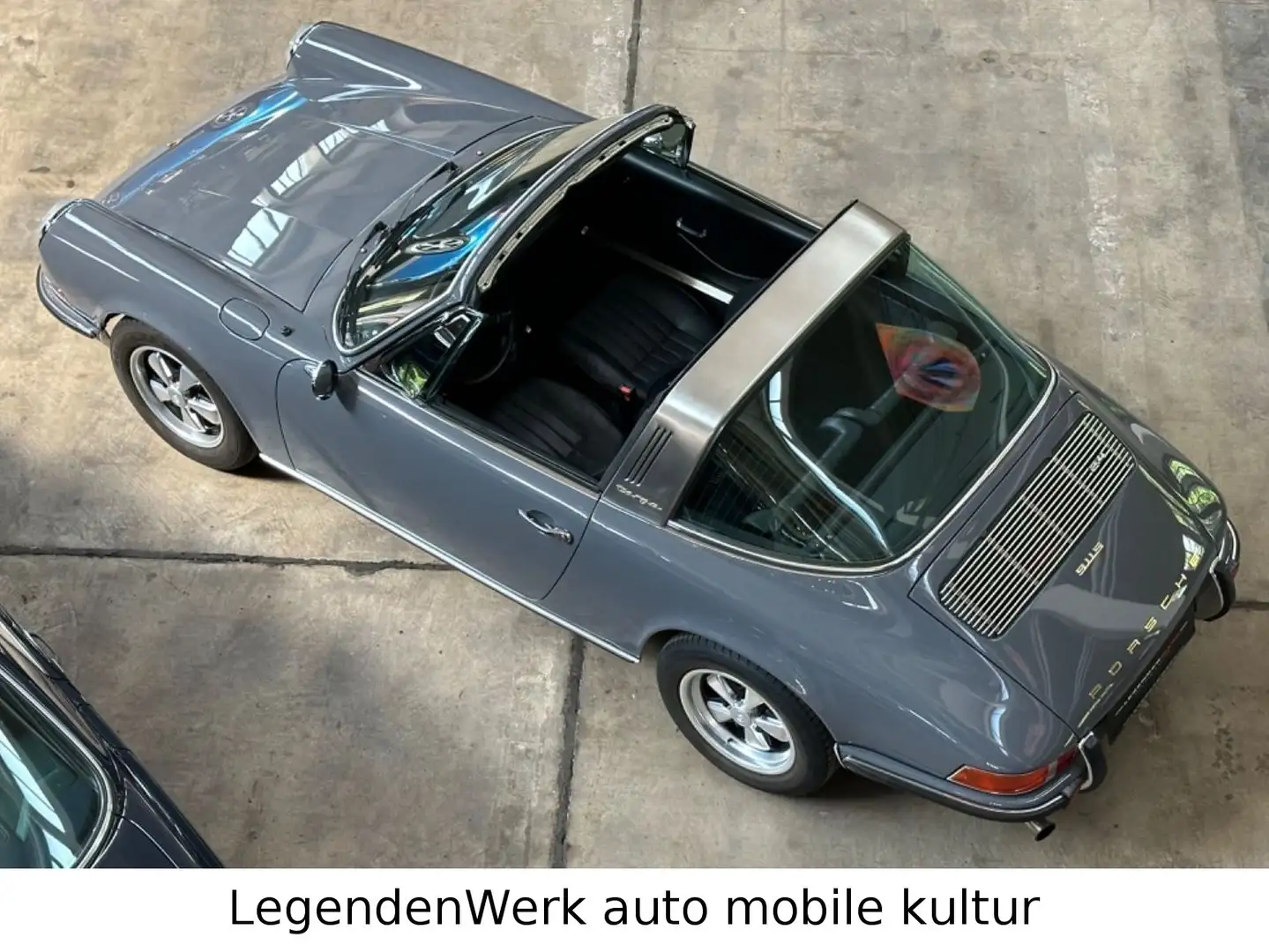 Porsche 911 2.4 S, TARGA Deutsch MATCHING RESTAURIERT Grau - 1
