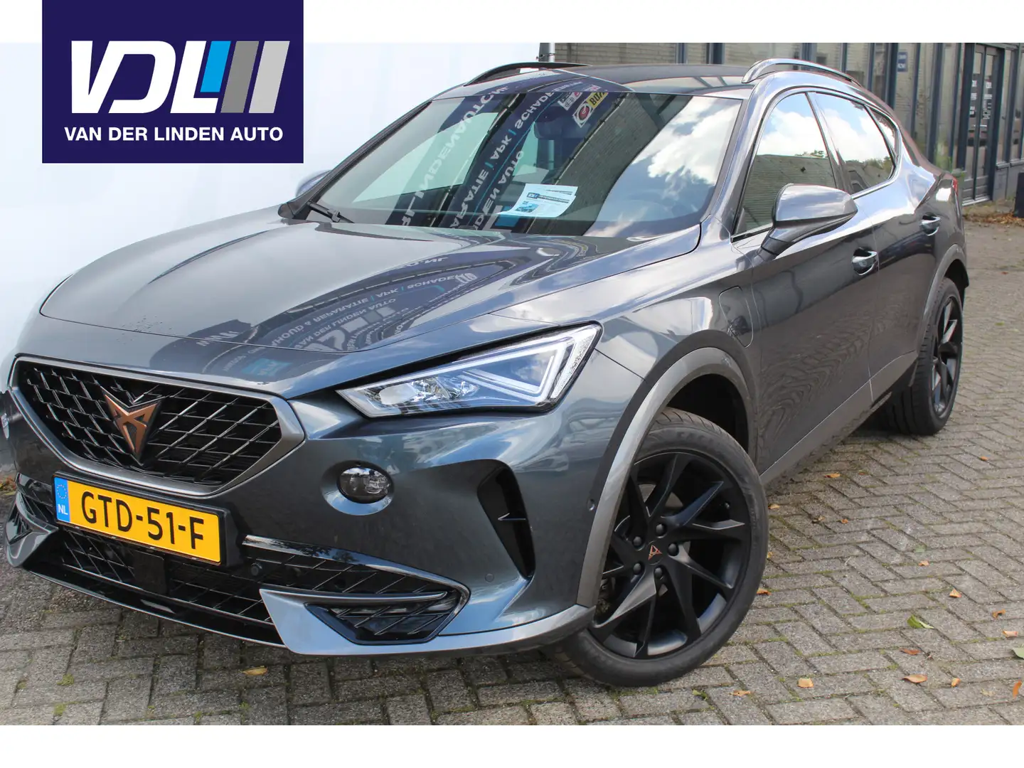 CUPRA Formentor 1.4 e-Hybrid Plug-In 245pk Achteruitrijcamera l Na Grijs - 1