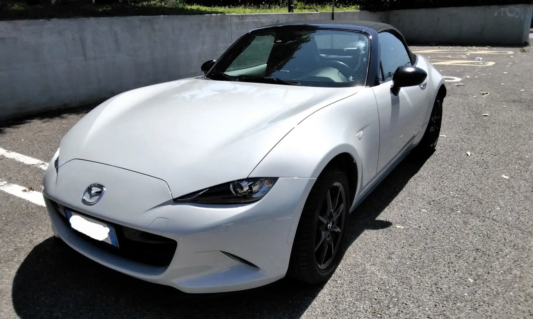 Mazda MX-5 1.5 Exceed - 1