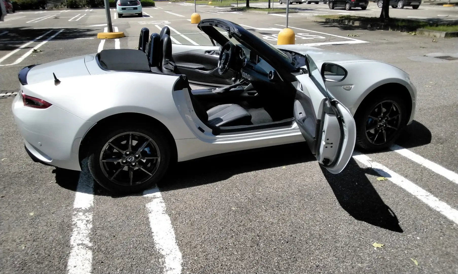 Mazda MX-5 1.5 Exceed - 2