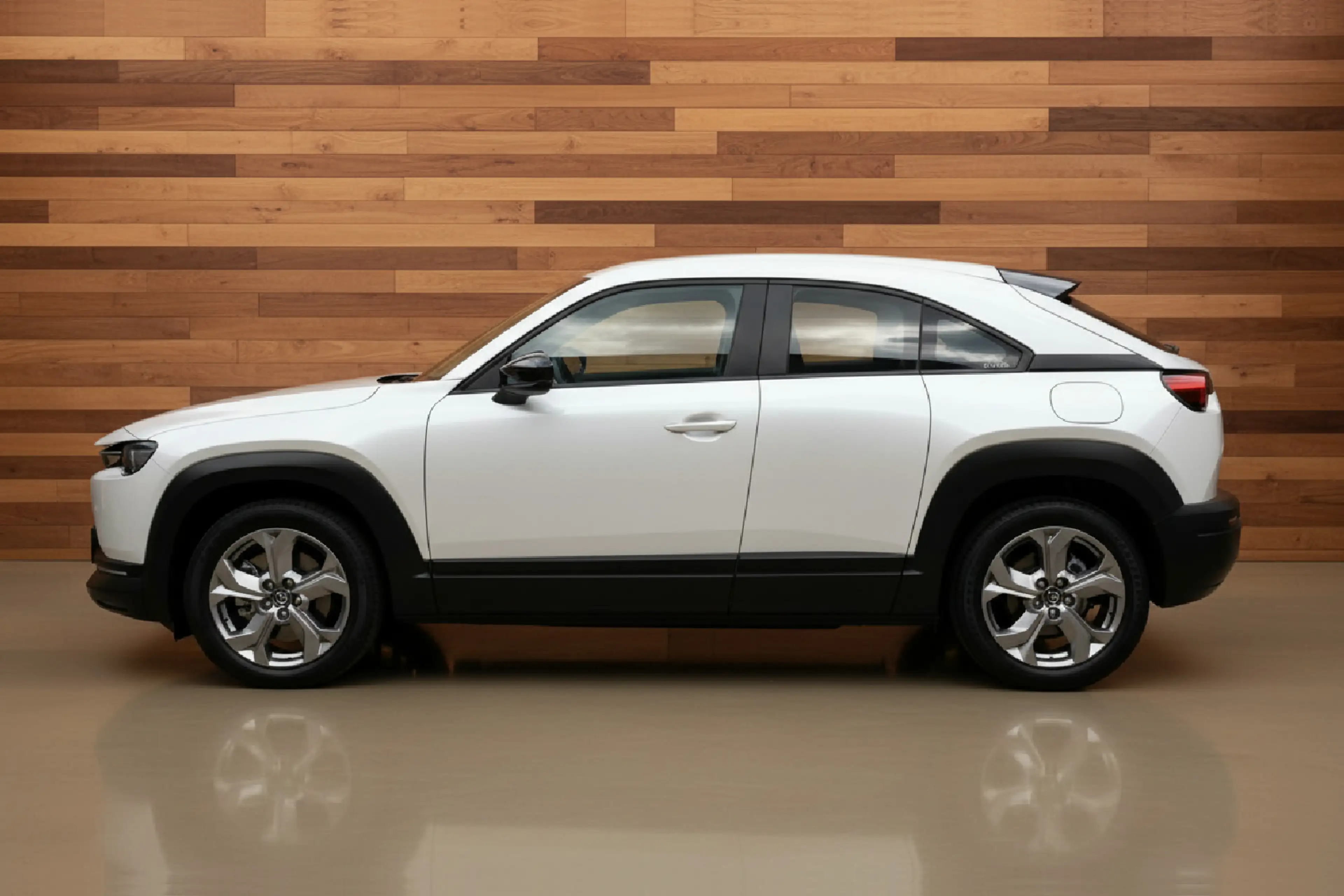 Mazda MX-30 e-SkyActiv 145 36 kWh | SOH 93% — photo 2