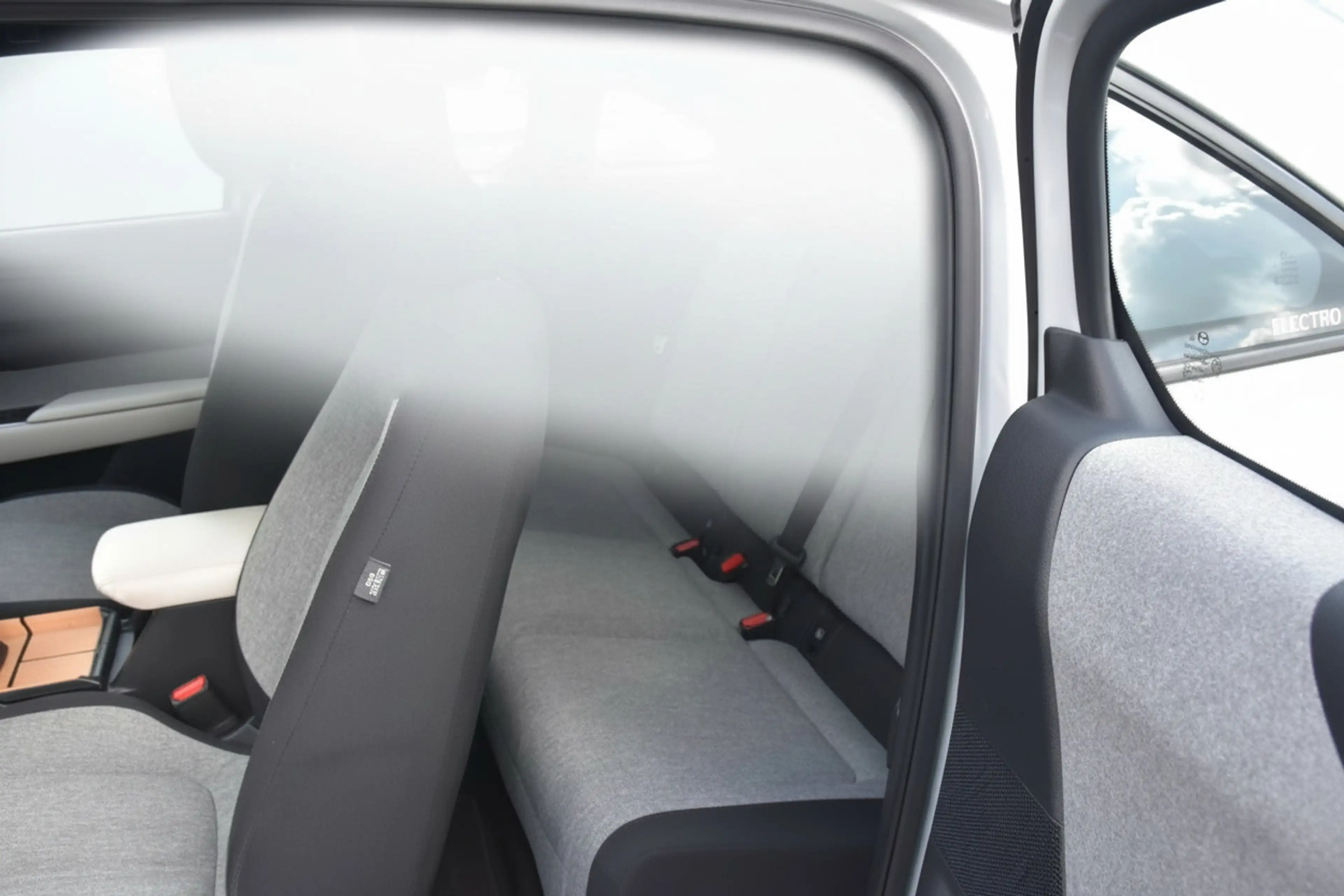 Mazda MX-30 e-SkyActiv 145 36 kWh | SOH 93% — photo 11