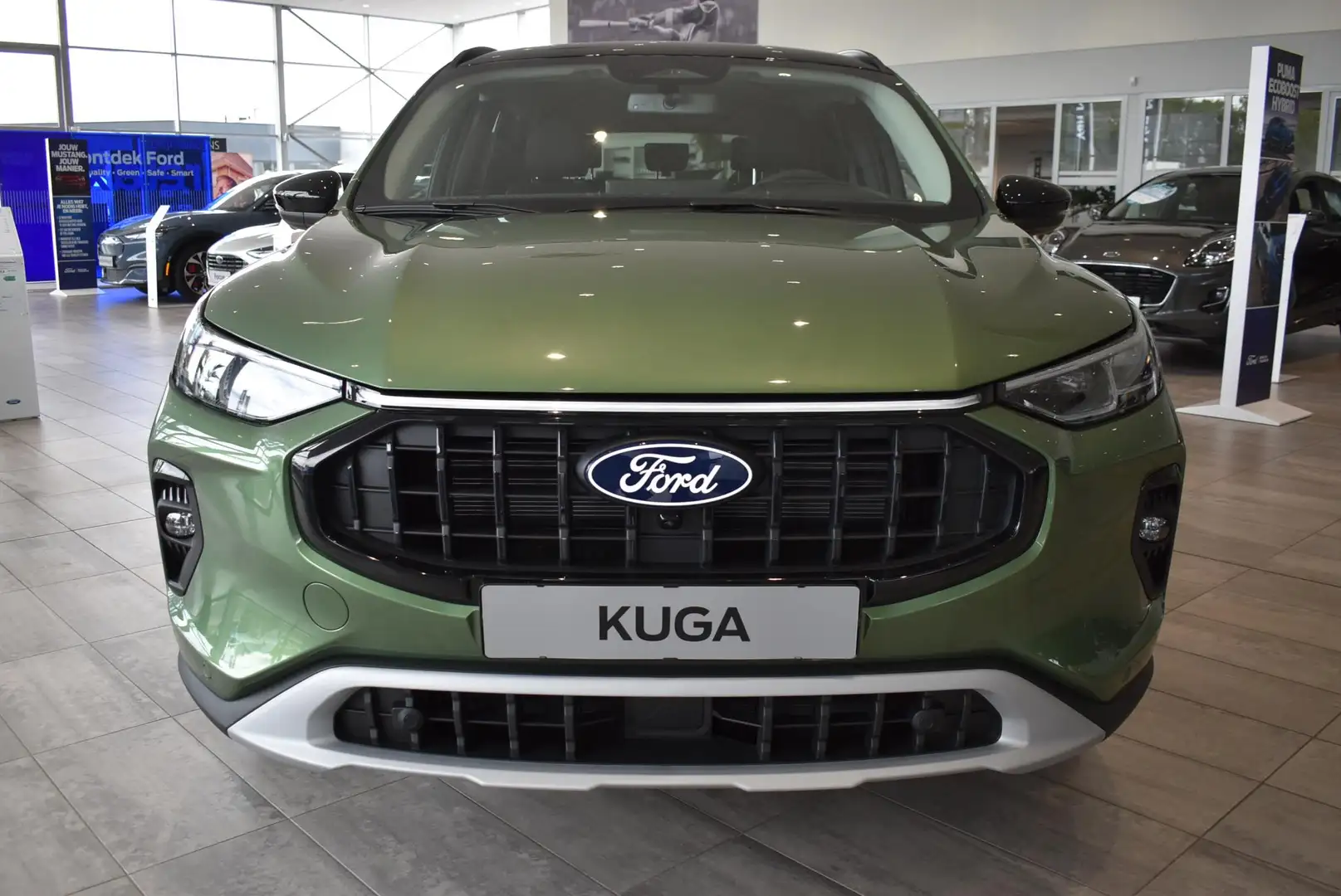 Ford Kuga 2.5 PHEV Active X | €4000.- Korting | 0.99% Rente Groen - 2