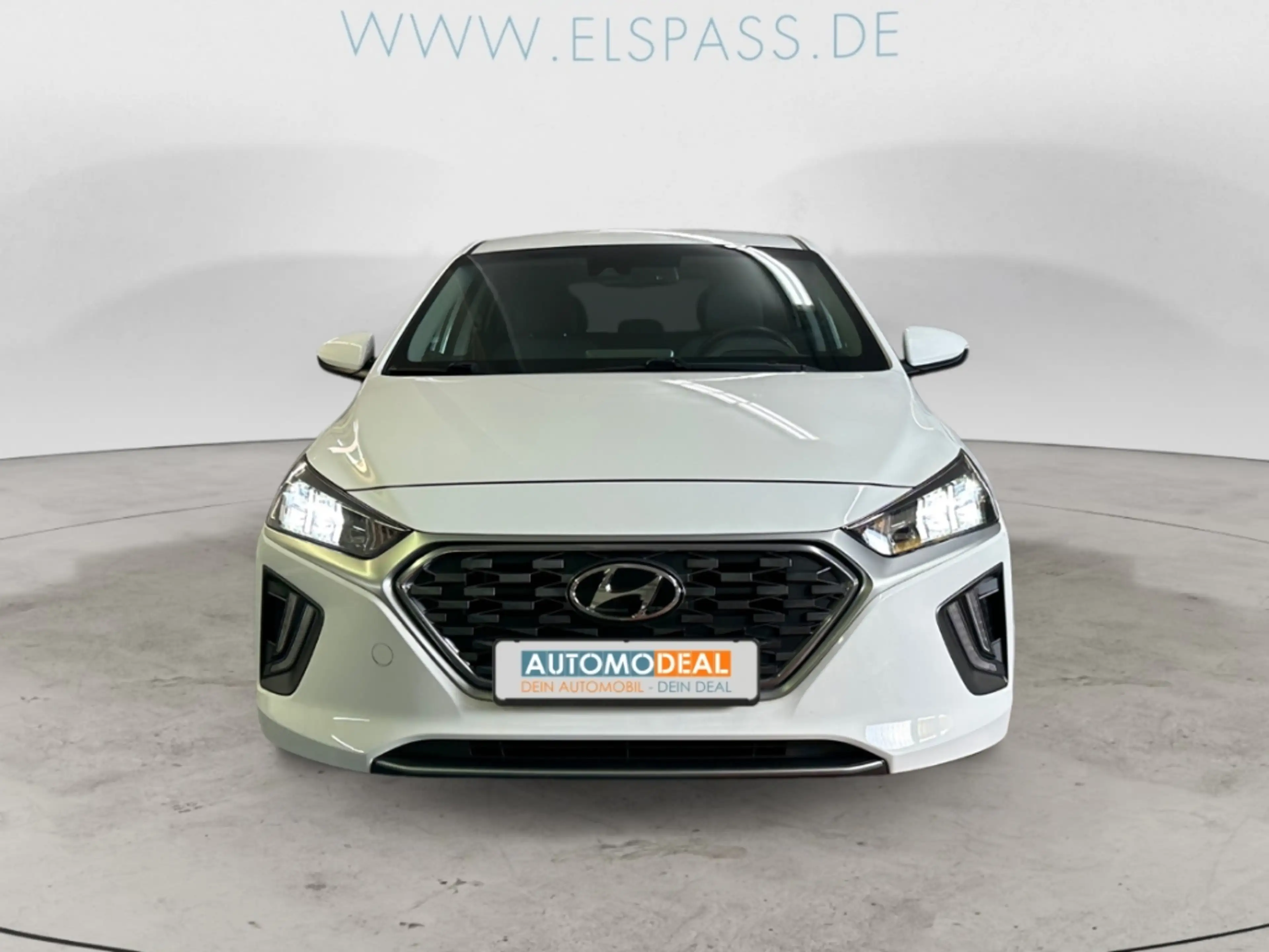 Hyundai IONIQ Style GDI MILD-HYBRID ALLWETTER NAV LED DIG-DISPLA — photo 3