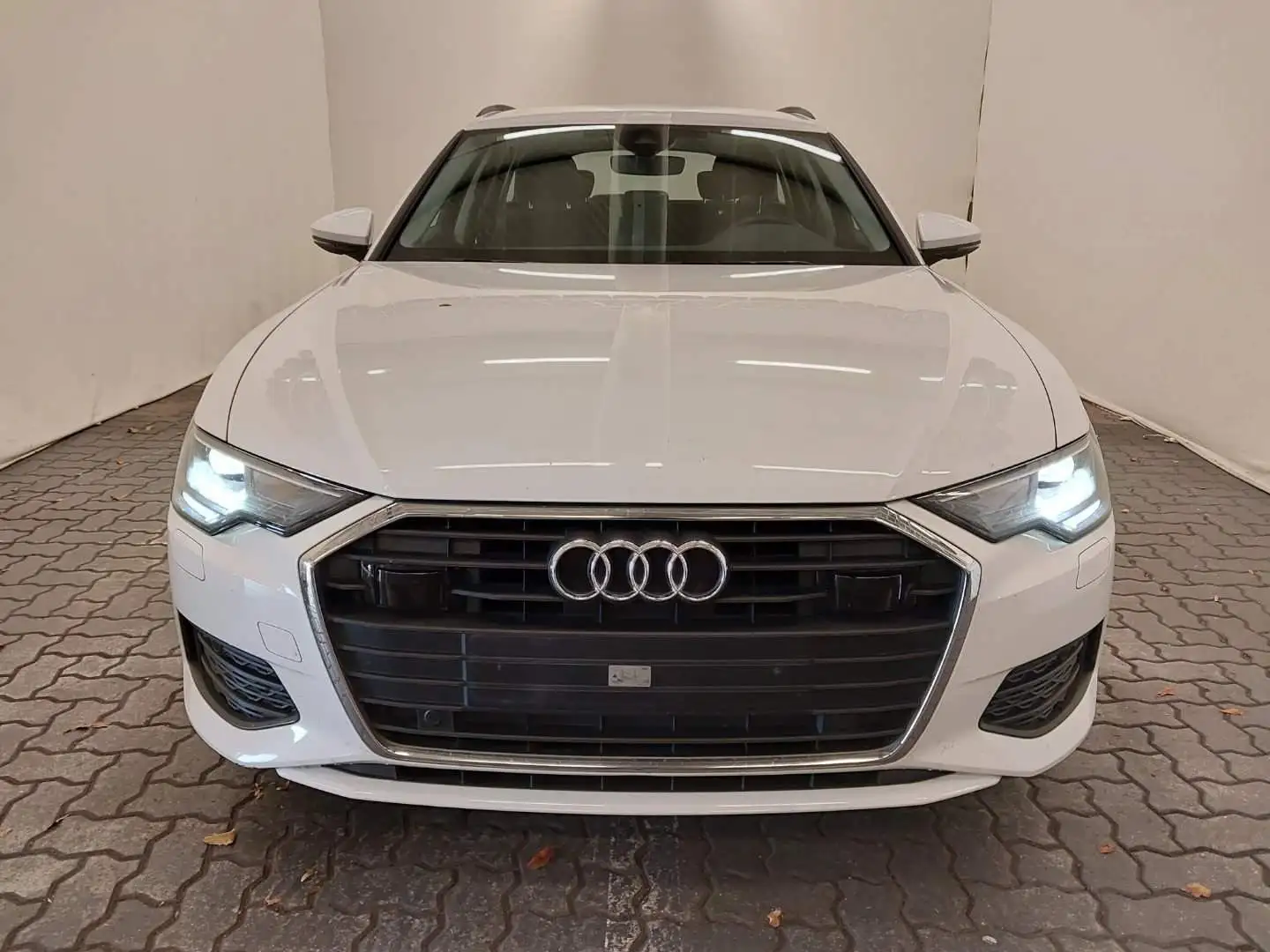 Audi A6 204ps 40 TDI LED*Navi*ACC*DAB*VKZ*1Hand Bílá - 2