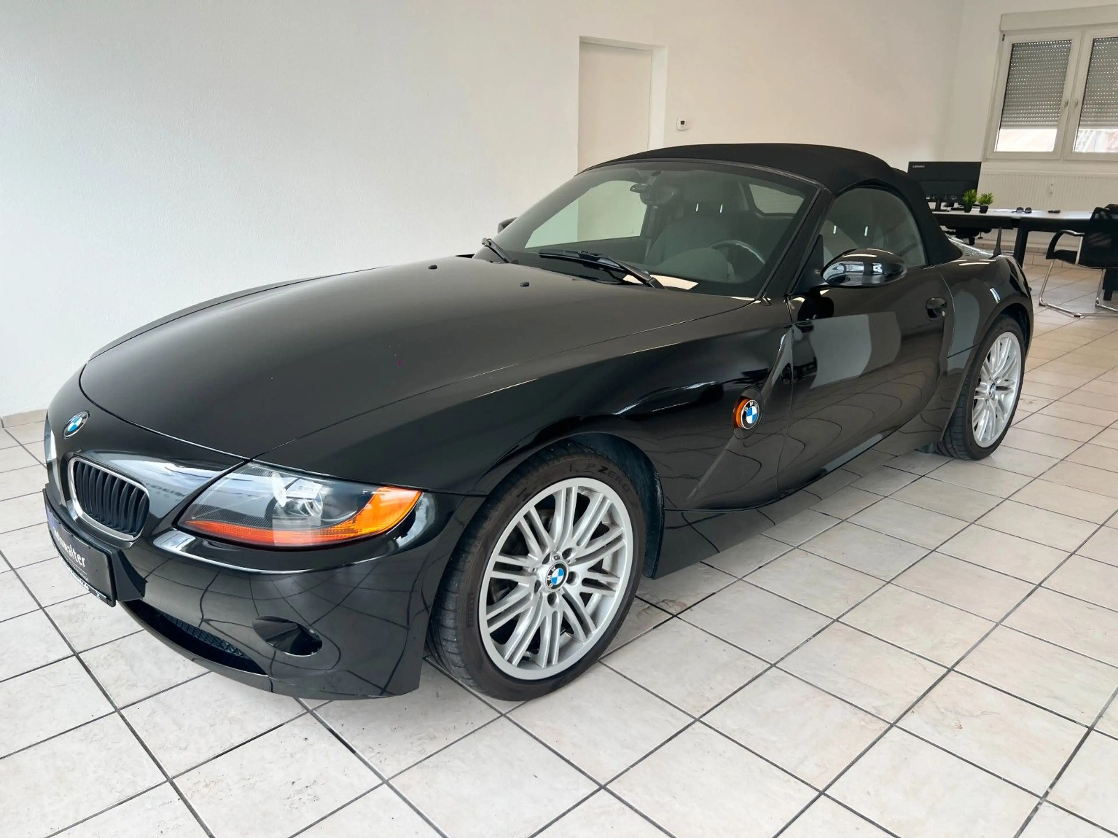 BMW Z4 Roadster 2.5 i*2.Hand*55.000 Kilometer