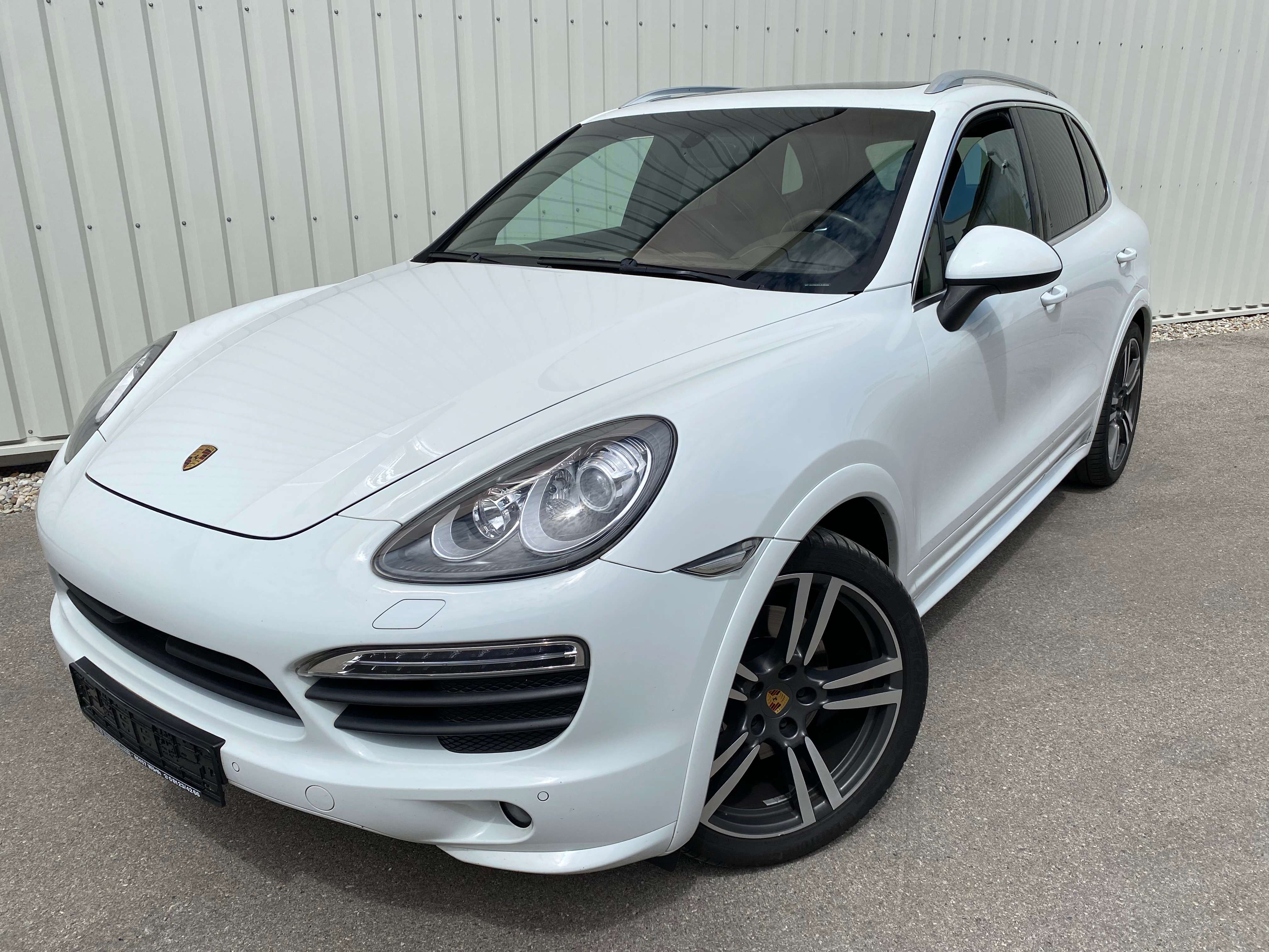 Second hand Porsche Cayenne 