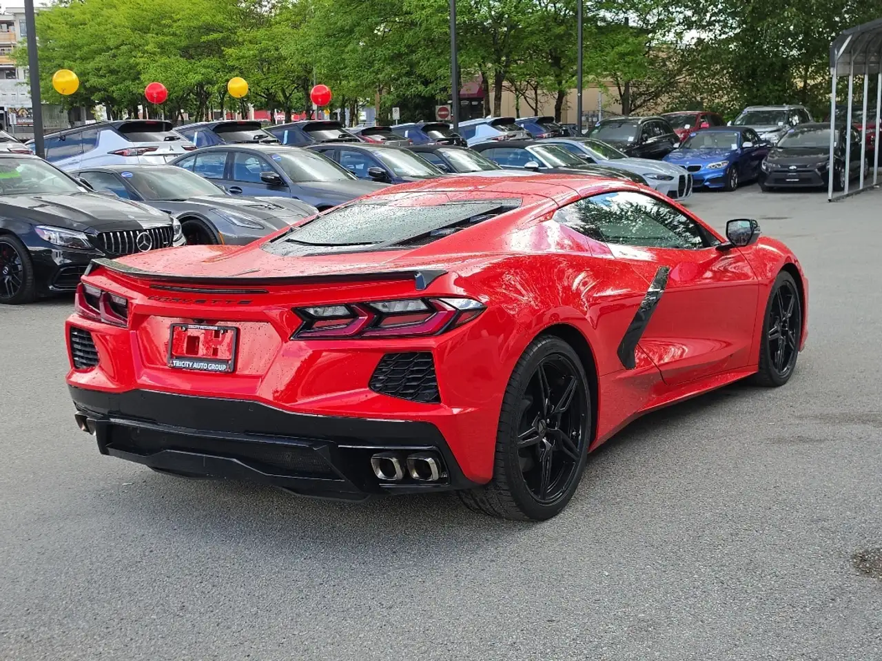 Chevrolet Corvette снимка Chevrolet Corvette