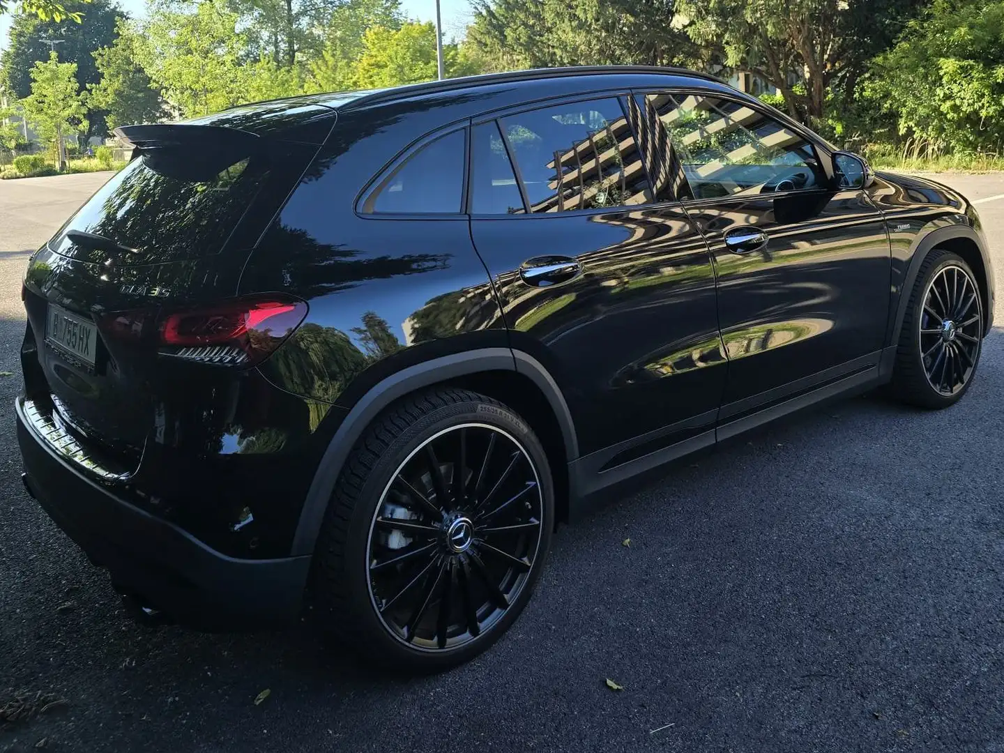 Mercedes-Benz GLA 35 AMG GLA 35 4MATIC Aut. Schwarz - 1