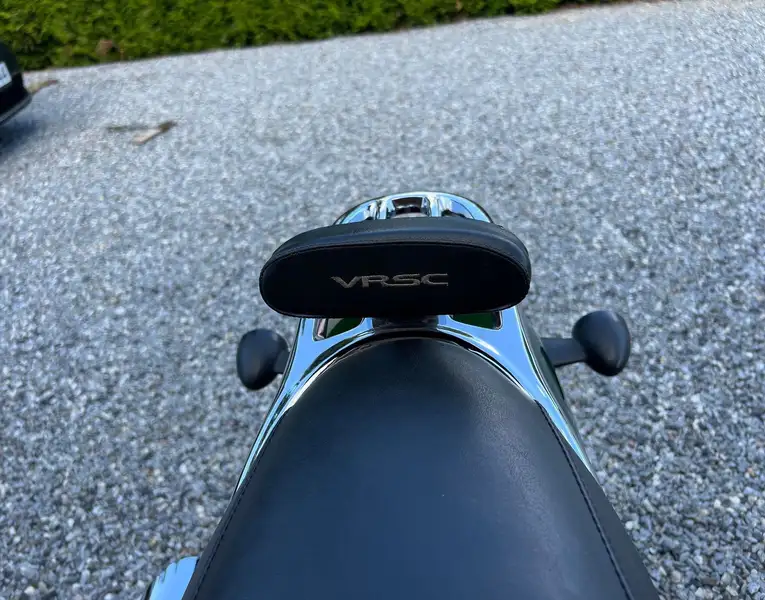 Harley-Davidson V-Rod - foto 8