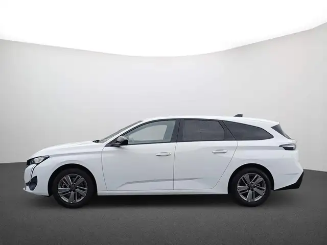 Peugeot 308 view 4