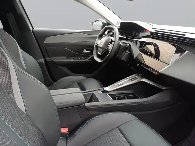 Peugeot 308 view 11