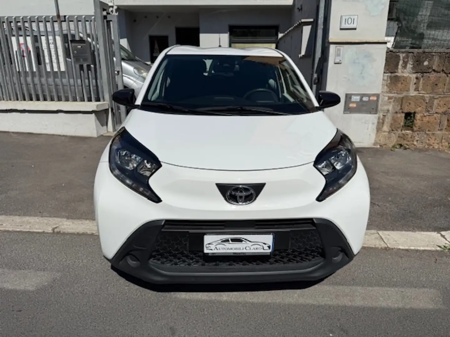 Toyota Aygo X Aygo X 1.0 Active 72cv PER NEOPATENTATI Blanc - 2