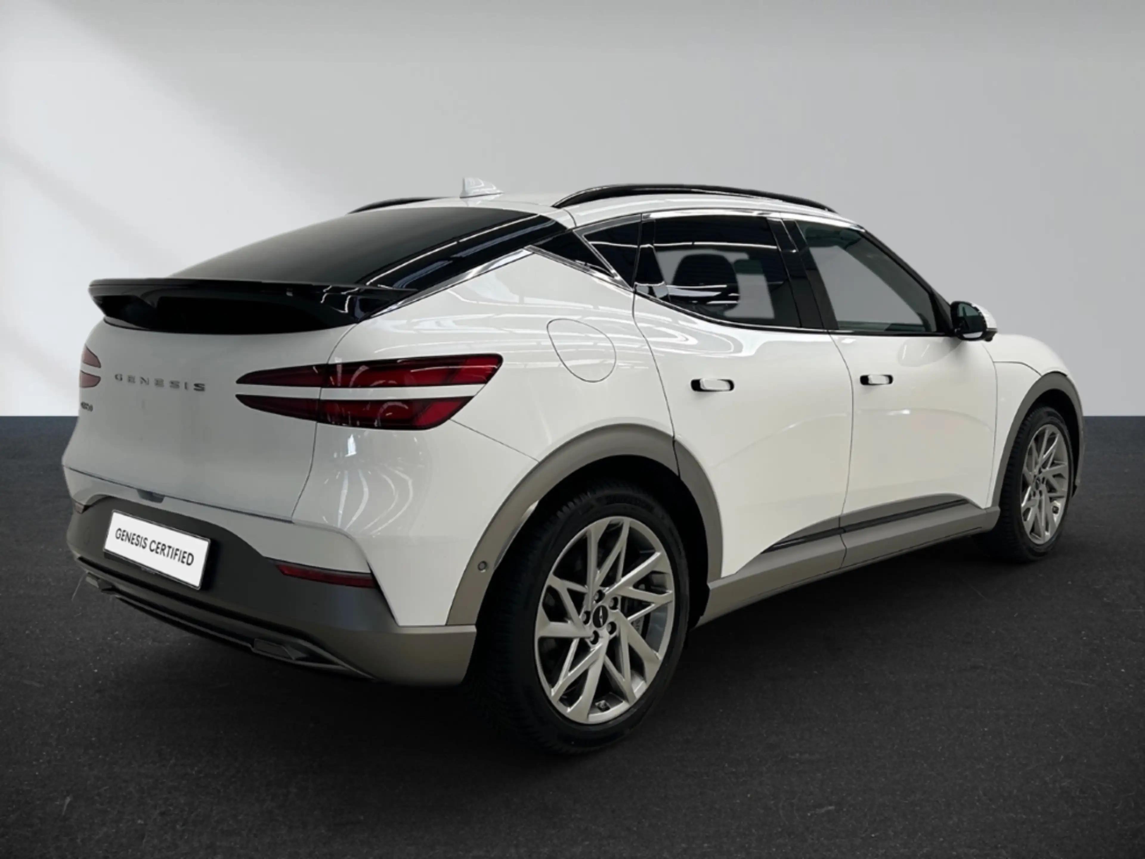 Genesis GV60 Sport Elektro 4WD Sportpaket Panorama Memory Sitze — photo 6