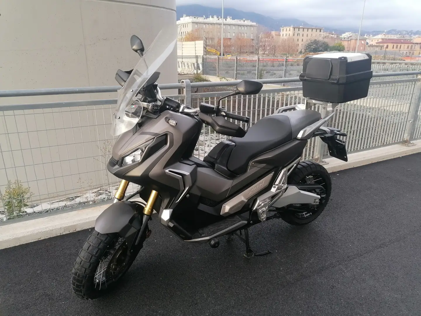 Honda X-ADV Siyah - 1