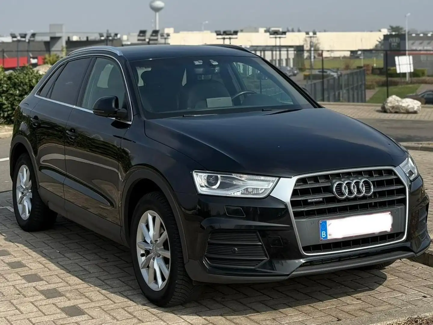 Audi Q3 Q3 2.0 TDi Quattro Sport S tronic Noir - 1