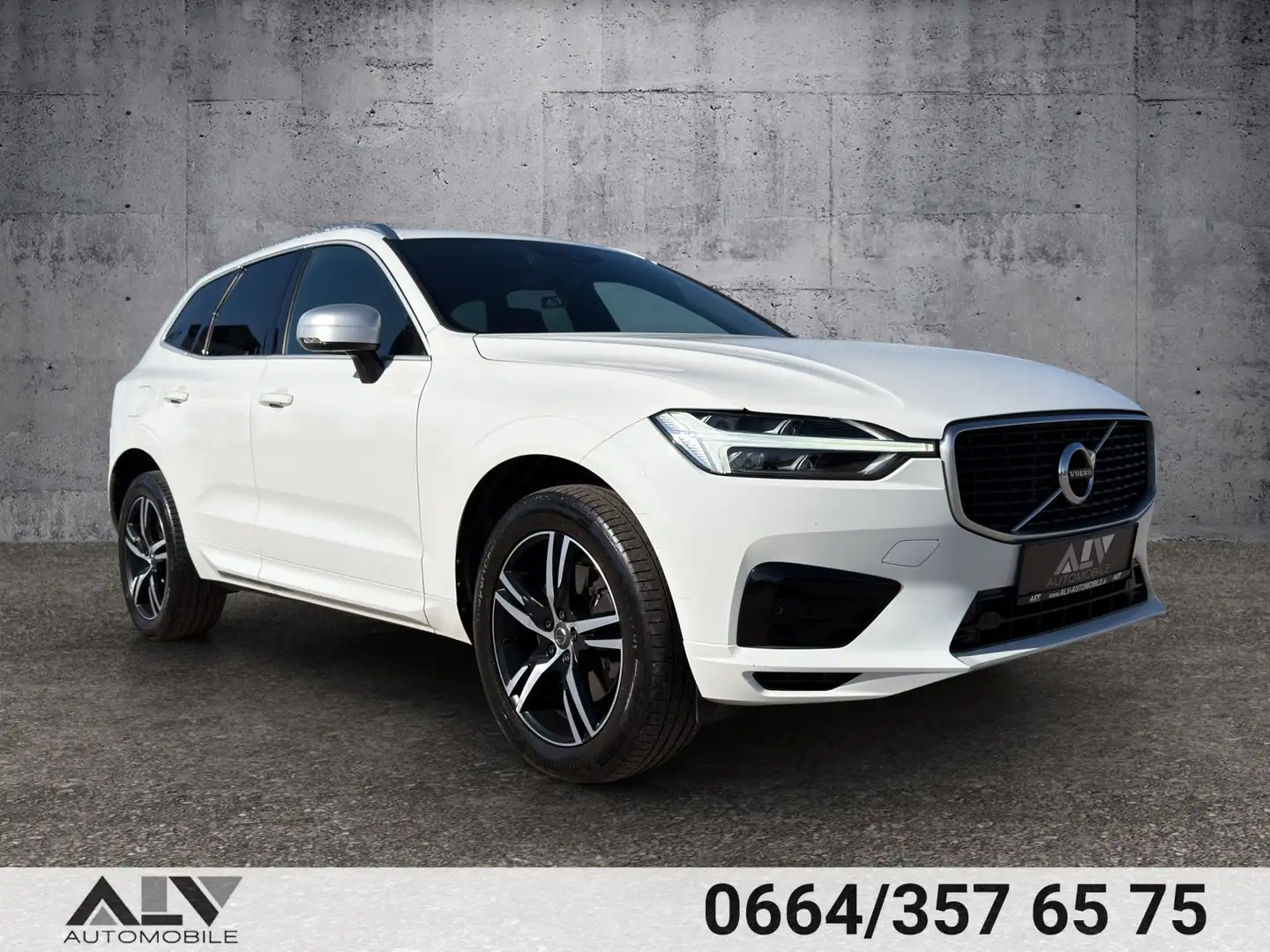 Volvo XC60 R-Design D5 Automatik Weiß - 1